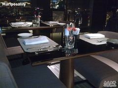 -唐拉雅秀酒店-西锦汇空中BBQ·思创餐厅