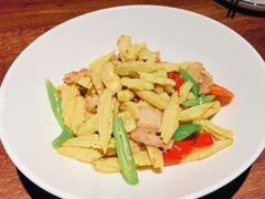 玉米笋烧风干肉-德叔阙里·衢州菜馆(月湖店)