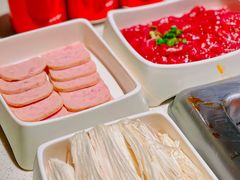 -海底捞火锅鲜切牛肉主题店(长寿路店)