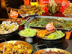 -何师烧烤Pro ·江湖川菜·小龙虾·精酿(太古里旗舰店)