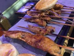 奶油馒头-撸啊撸铁签小肉(车站南路店)