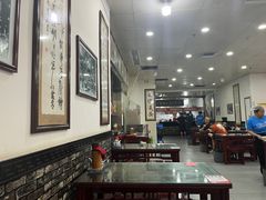 -牛一嘴·兰州牛肉面·大盘鸡(财富中心店)