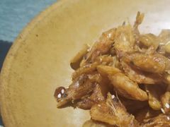 -巷子里小酒馆(西三道街店)