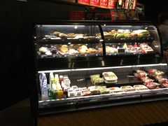 面包甜点陈列柜-星巴克(浦东机场T2到达店)