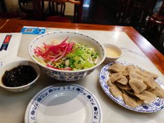 老北京炸酱面-海碗居(王府井店)