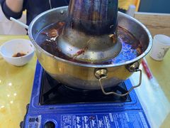 -炕锅羊肉土火锅面片大王