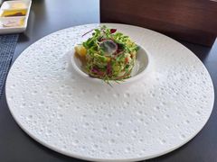 -三亚亚龙湾瑞吉酒店·宴悦Driftwood·游水海鲜·牛排·草坪·私人定制