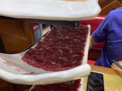 -左庭右院鲜牛肉火锅(金山万达店)