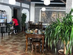 大堂-王明古法砂锅居(开化寺店)