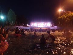 -欢乐水魔方水世界