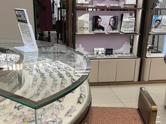 -宝岛眼镜(群光广场店)