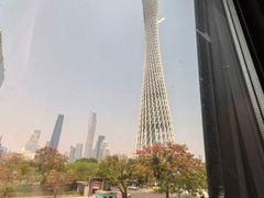 -广州琶洲会展广州塔地铁站轻居酒店