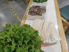 -浪里寻·臻牛养生牛肉火锅(方圆荟店)