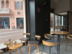 用餐区-星巴克(天津佛罗伦萨小镇店)