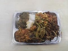 -晓宇盒饭(民安街店)