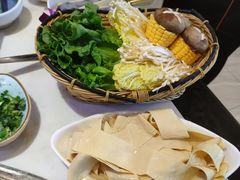 -鲜念蒸汽石锅鱼(红山6979店)