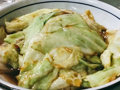 手撕包菜-昱龙大盆牛蛙馆(三兴街总店)