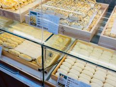 面包甜点陈列柜-清真全盛斋传统糕点(西羊市店)
