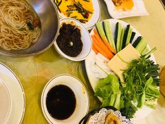 -鹤乡东北菜(崮山路店)