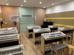 -雅马哈音乐中心 钢琴双排键鼓吉他(静安大融城店)