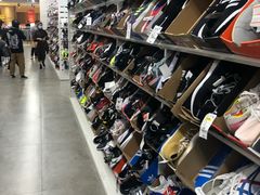 -BIGOFFS 超级折扣(仁恒伊势丹店)