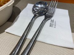-燕庭·纯燕窝·甜品下午茶(南京西路店)