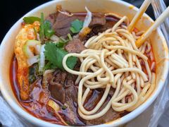 -薛记襄阳香辣牛肉面(平安路店)