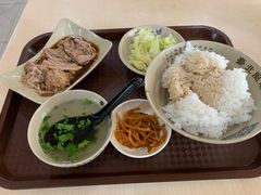 卤肉饭-台北风味(第一家快餐)