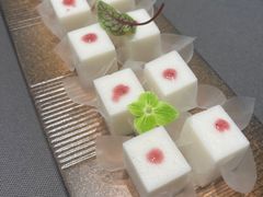 -香山湖家家宴(中山陵店)