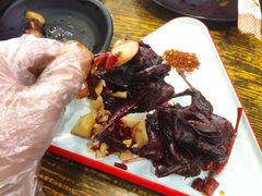 酱香油酥鹌鹑-老闵田螺馆·南昌特色小炒(梦时代店)
