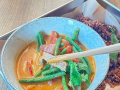 泰式红咖喱牛肉饭-wagas(暖山店)