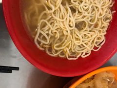 -易记皮肚面(明瓦廊店)