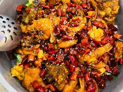 -鸡遇虾煲干锅火锅(小寨金莎店)