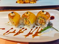 炙烤三文鱼芝士寿司-山葵家·创意料理(临平银泰城店)