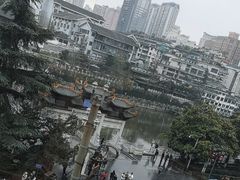 -包整·丝娃娃(一览甲秀楼风景店)