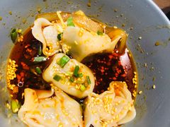 抄手-觅香串串香·麻辣烫·冒菜(欧美广场店)