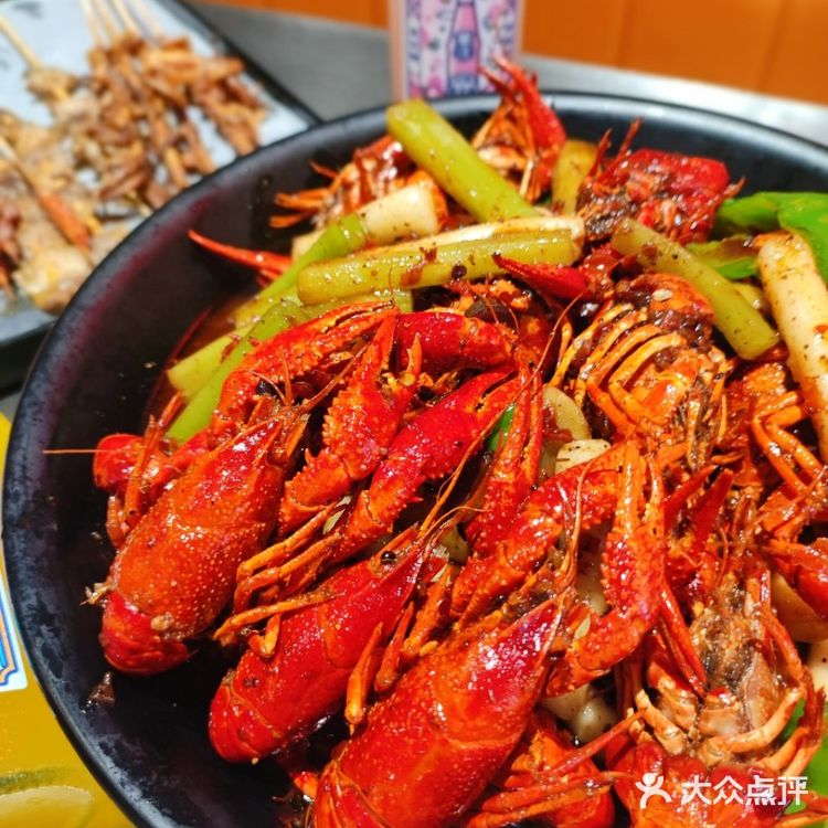 龙虾季来临,让夺胃带你享受味蕾的盛宴