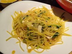 -小三峡食府(西五路店)
