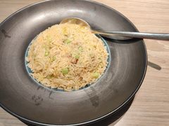 鹅肝粒金镶玉炒饭-和苑酒家·一线江景(星寰店)