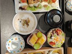 -一石三鸟烧鸟•刺身•定食套餐(南桥美谷店)