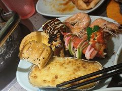 -金滏山烤肉·海鲜·火锅自助餐厅(襄阳万达店)