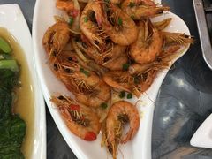 -覃记海鲜美食餐厅