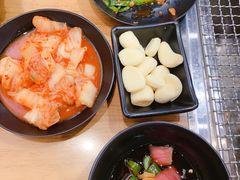 -肉甲韩国木炭烤肉(新壹街1店)