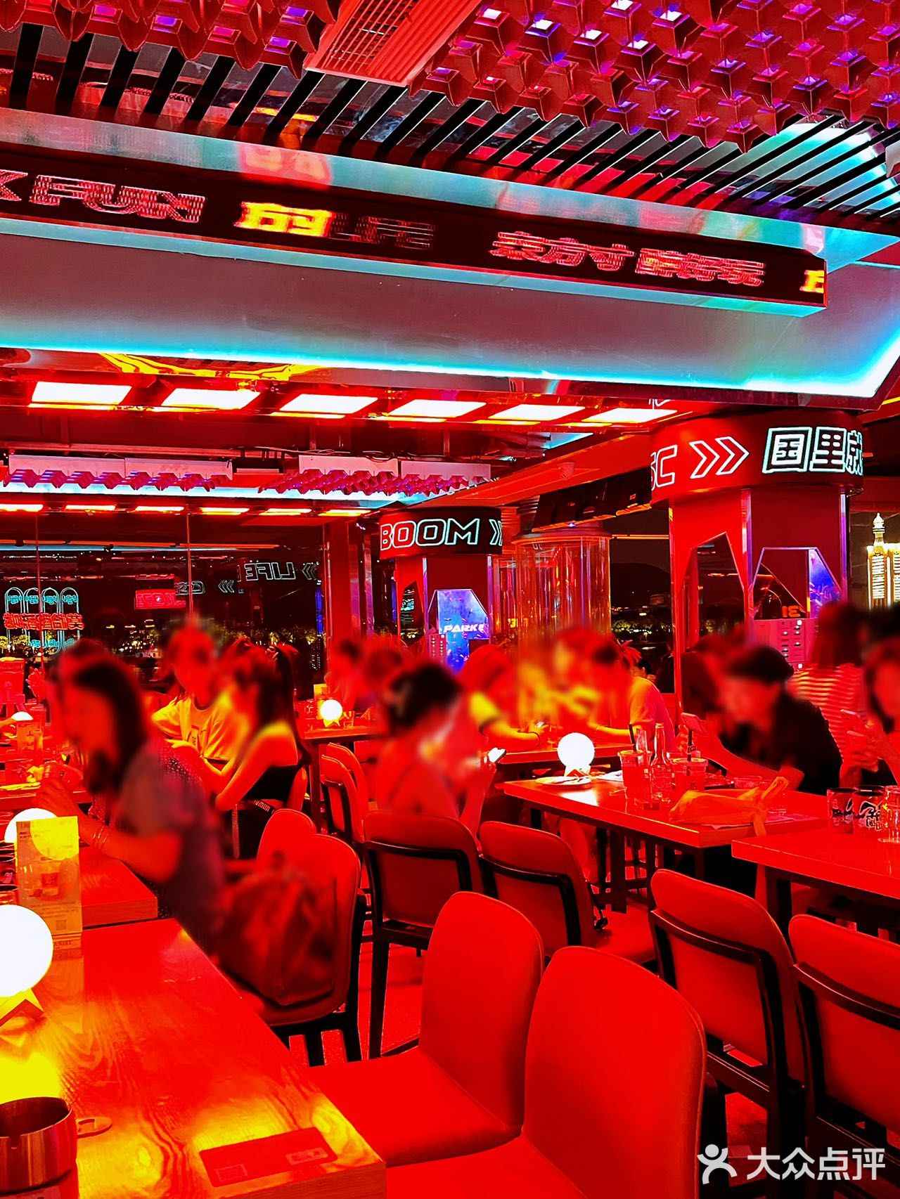 长沙江边巨巨巨出片Bar‼️我终于打卡了‼️