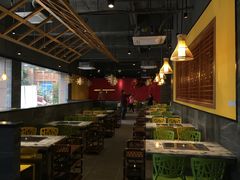 大堂-九记路边鸡(穗盐路店)