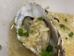 蒜蓉蒸生蚝-双月饭店·20年老字号(新村店)
