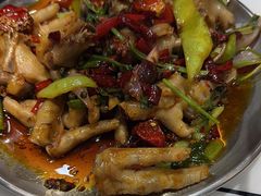 -喜悦小串丹东小黄牛海鲜烧烤大排档(民主广场店)