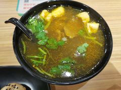 油豆腐牛肉粉丝汤（咖喱）-小杨生煎(金山百联购物中心3楼店)