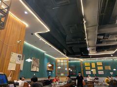 大堂-胡须佬鸡煲四季火锅店(石厦西村直营店)