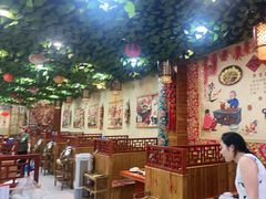 -袁小二大东北铁锅炖(吉祥村总部)